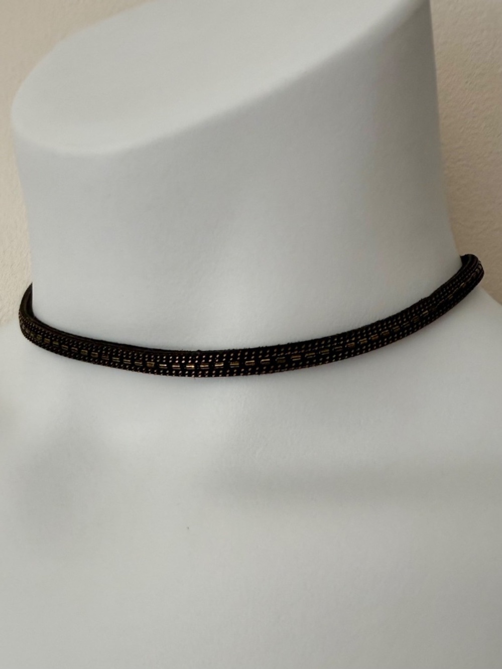 Sweet Romance Black & Gold Choker Necklace